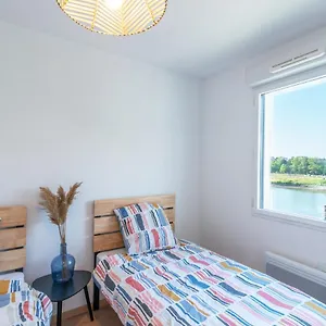  Apartment Saint Goustan : Vue Sur La Riviere France